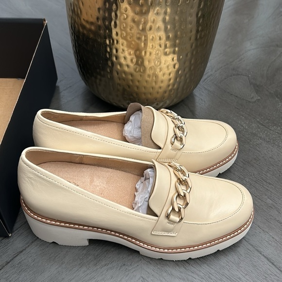 NATURALIZER DESI LOAFER (WIDE) - Picture 7 of 10